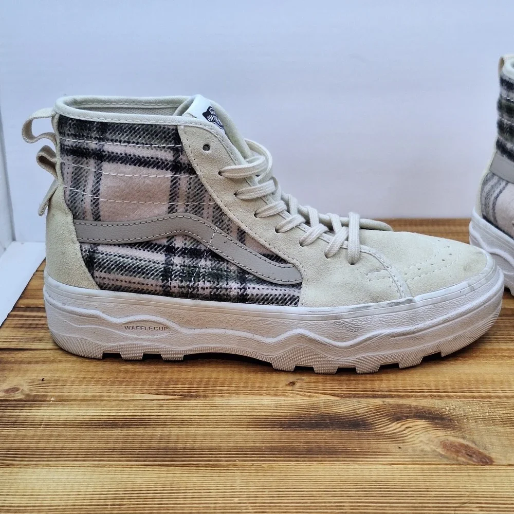 Women's Size 6.5 -‎ Rare Vans Sentry Sk8 Hi Plaid Turtle Dove Ultra Cush Shoes